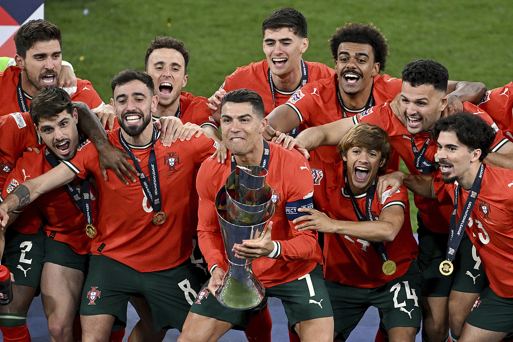 开云在线直播-葡萄牙备战阿尔巴尼亚，欧洲杯预选赛关注焦点的简单介绍