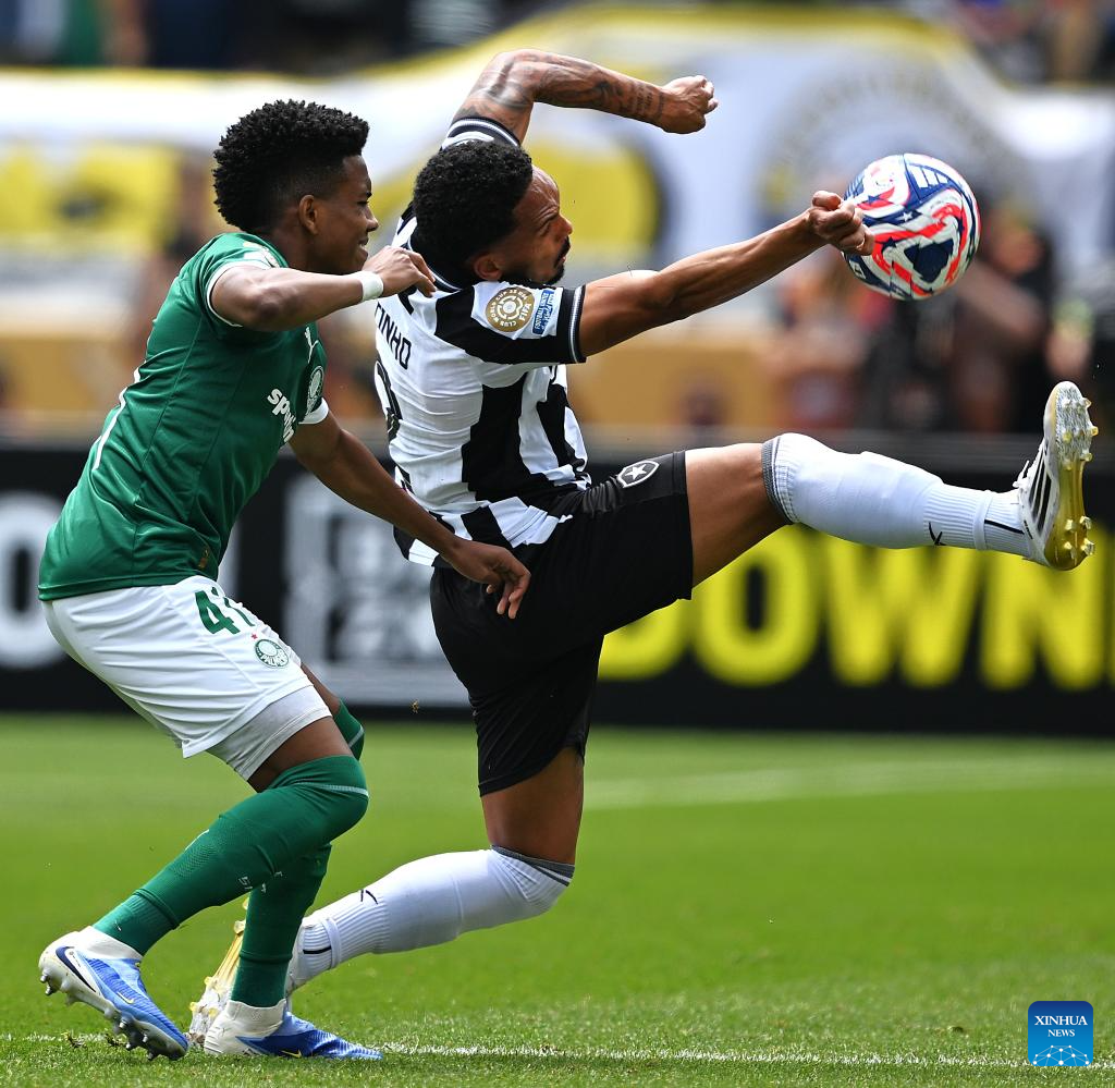 一场体育赛事引发了全球讨论