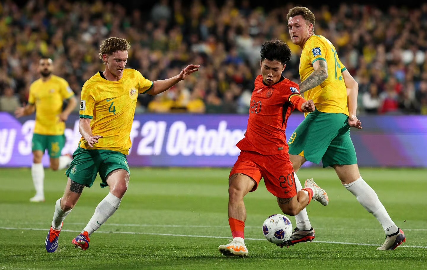 美洲球员在奥运足球比赛中取得连胜 美洲球员在奥运足球比赛中取得连胜