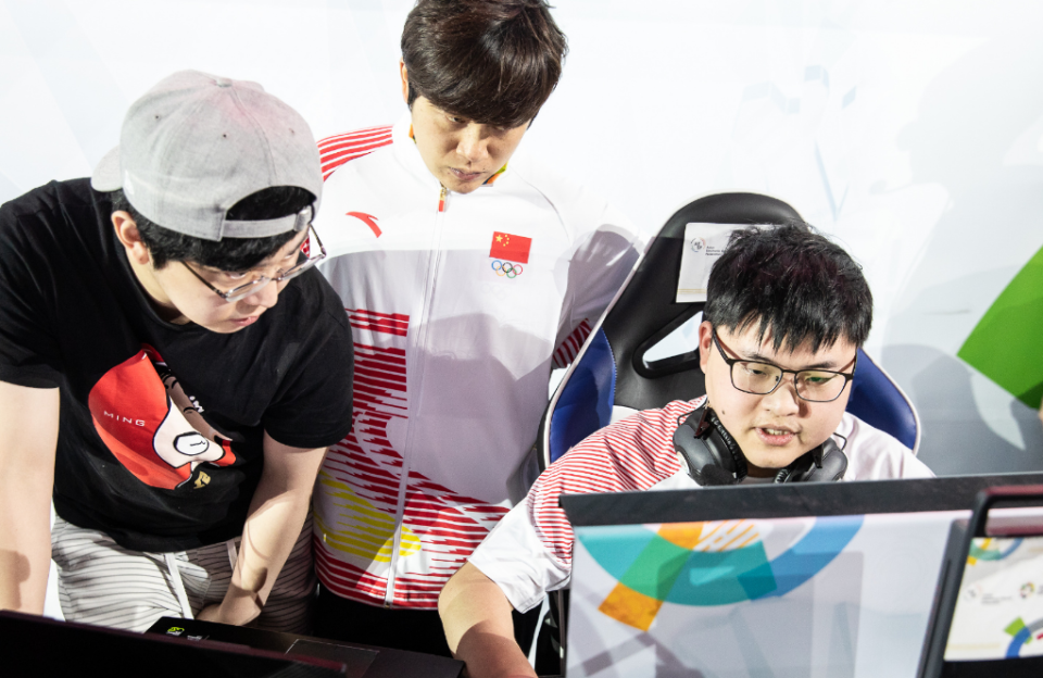 G2绝杀BRO,Meiko2打破历史纪录 G2绝杀BRO,Meiko2打破历史纪录