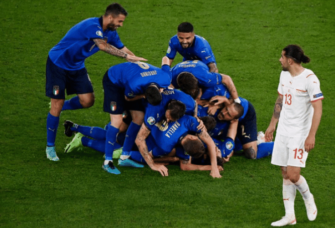 荷兰对阵意大利，谁能领先积分榜的简单介绍