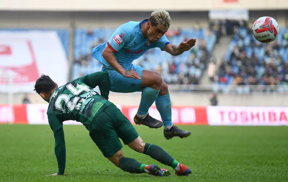 潘多夫斩获关键进球，帮助球队夺胜的简单介绍