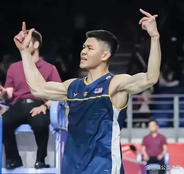 印度队横扫日本队,李梓嘉点燃赛场 印度队横扫日本队,李梓嘉点燃赛场