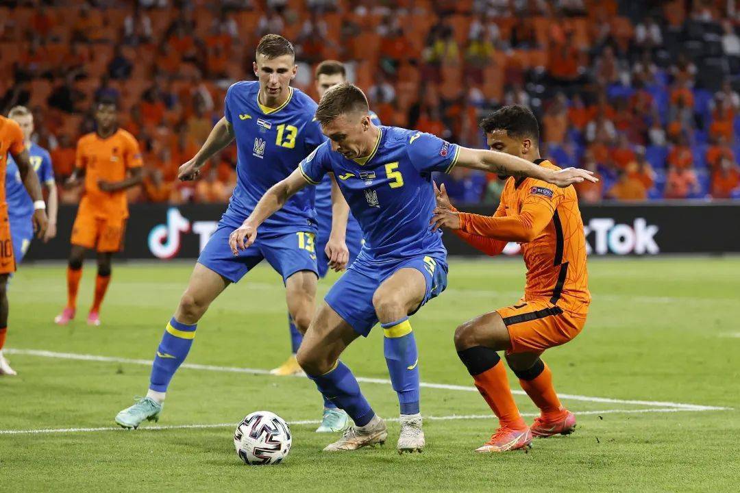 韩国羽毛球队险胜英格兰羽毛球队，安赛龙打破历史纪录的简单介绍