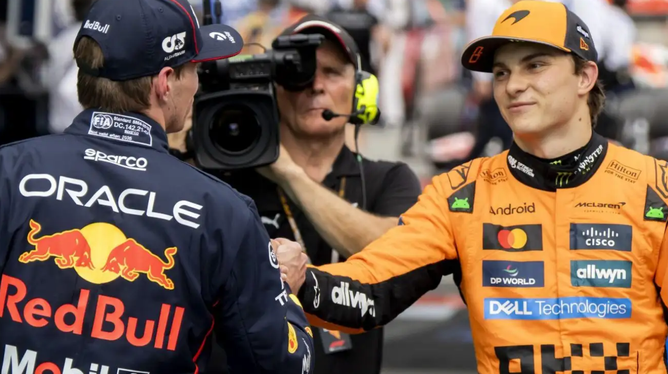 包含红牛车队险胜阿斯顿马丁，皮亚斯特里统治全场的词条