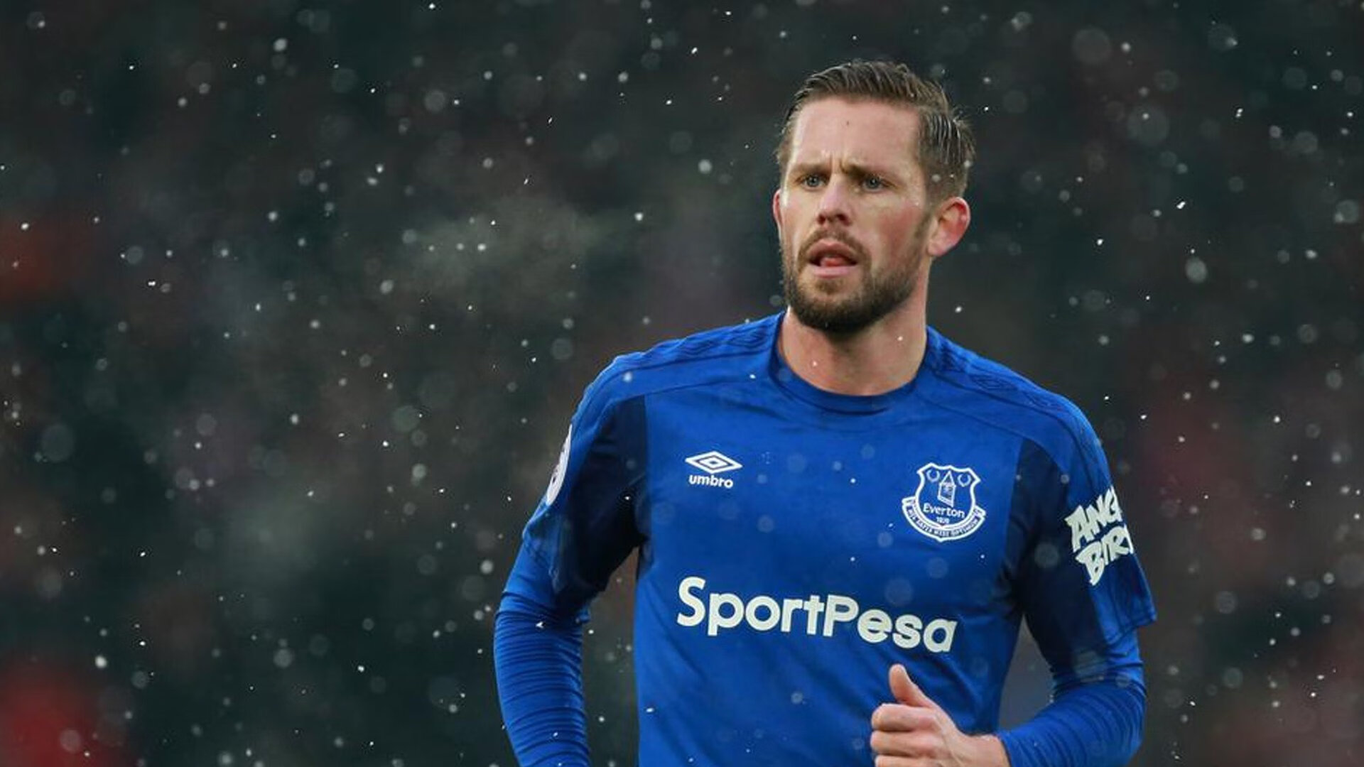 绿茵场上的新王,加维统治级数据背后的沙特与希腊血拼